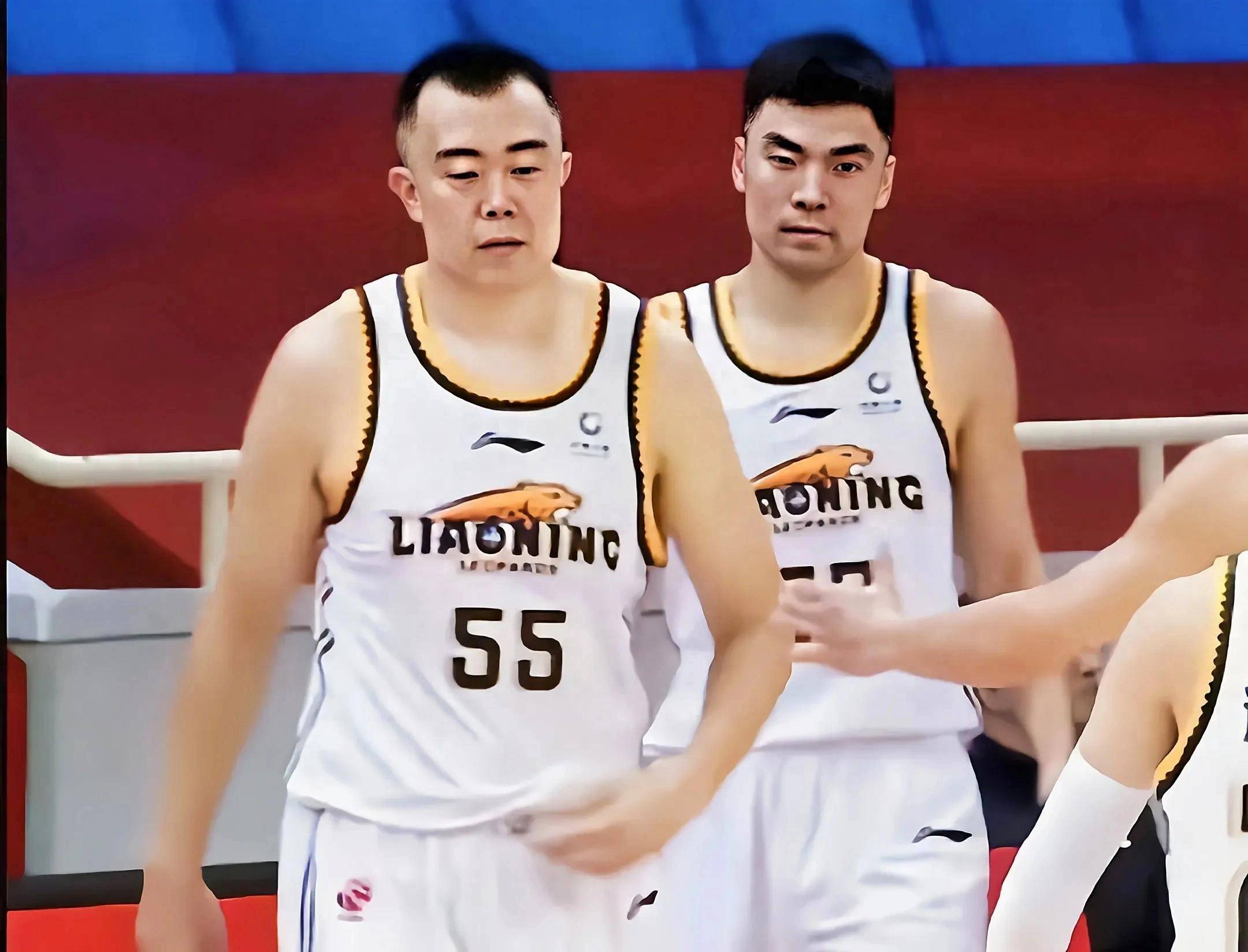 包含韩德君17+14辽宁险胜宁波原帅20分山西胜上海的词条