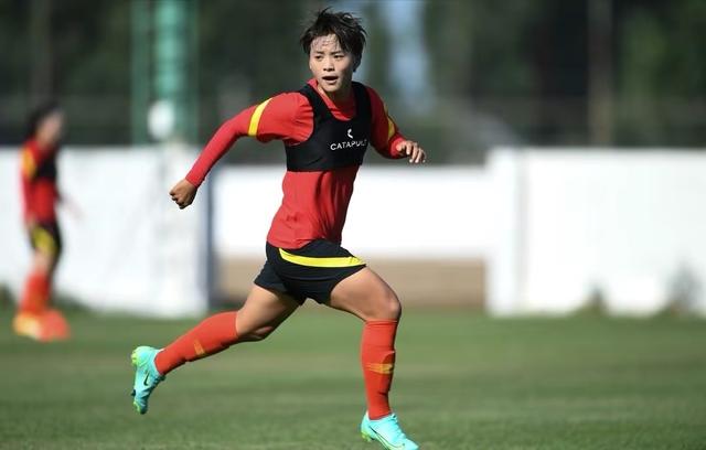 开云体育--女足国家队锋无忌日，将向冠军发起冲击